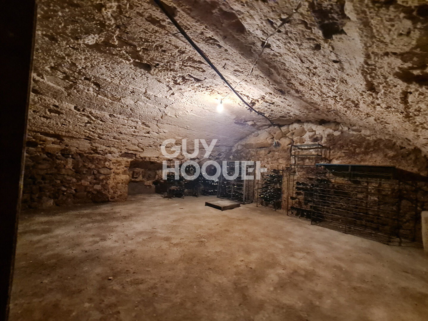 Maison MAZAN - 10 pièces - 375 m² - Grand potentiel