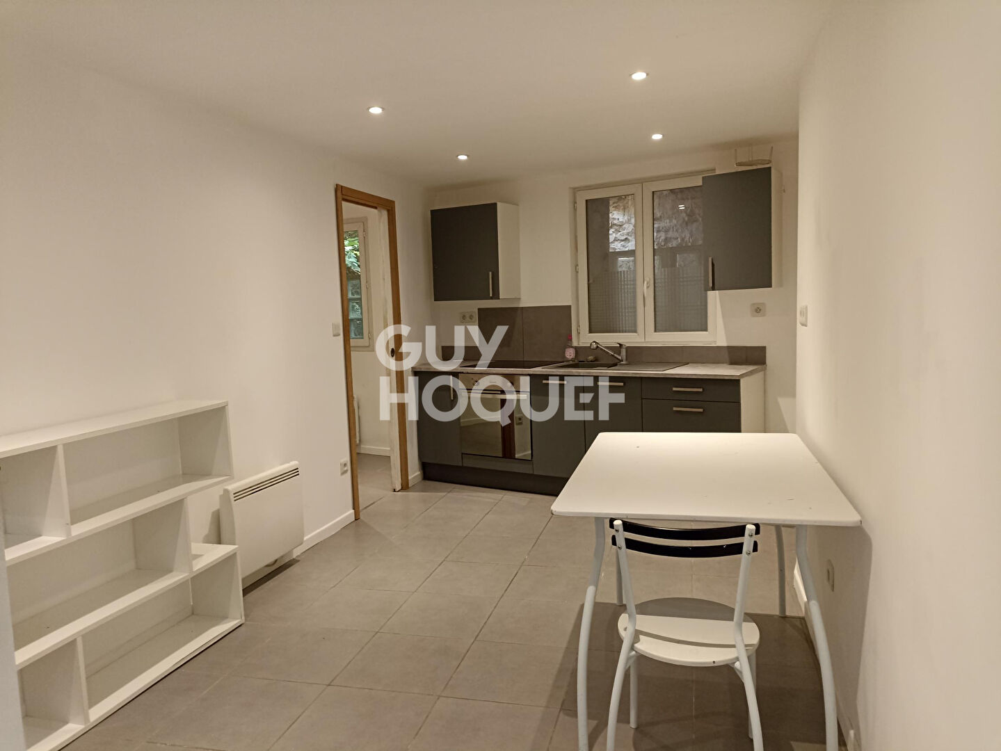 Immeuble - 3 appartements - MONTEUX
