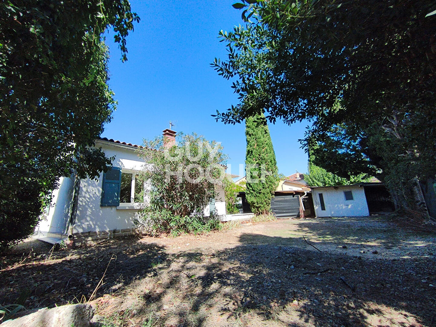 CARPENTRAS - Maison de plain-pied 2 chambres avec garage et jardin