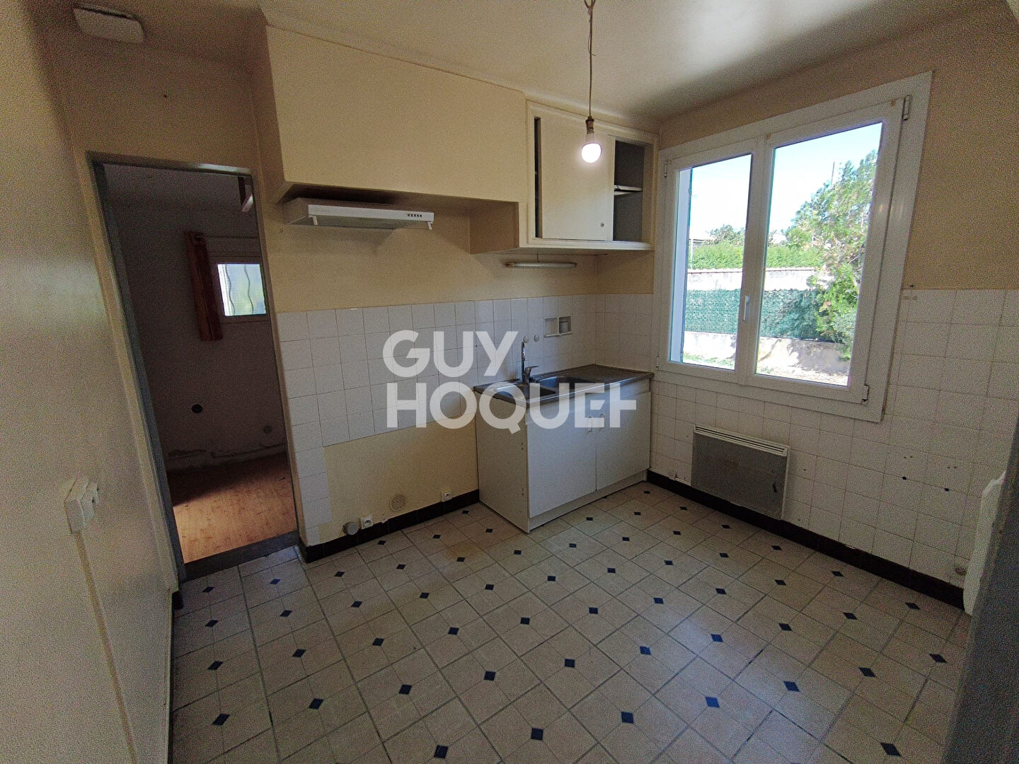 CARPENTRAS - Maison de plain-pied 2 chambres avec garage et jardin