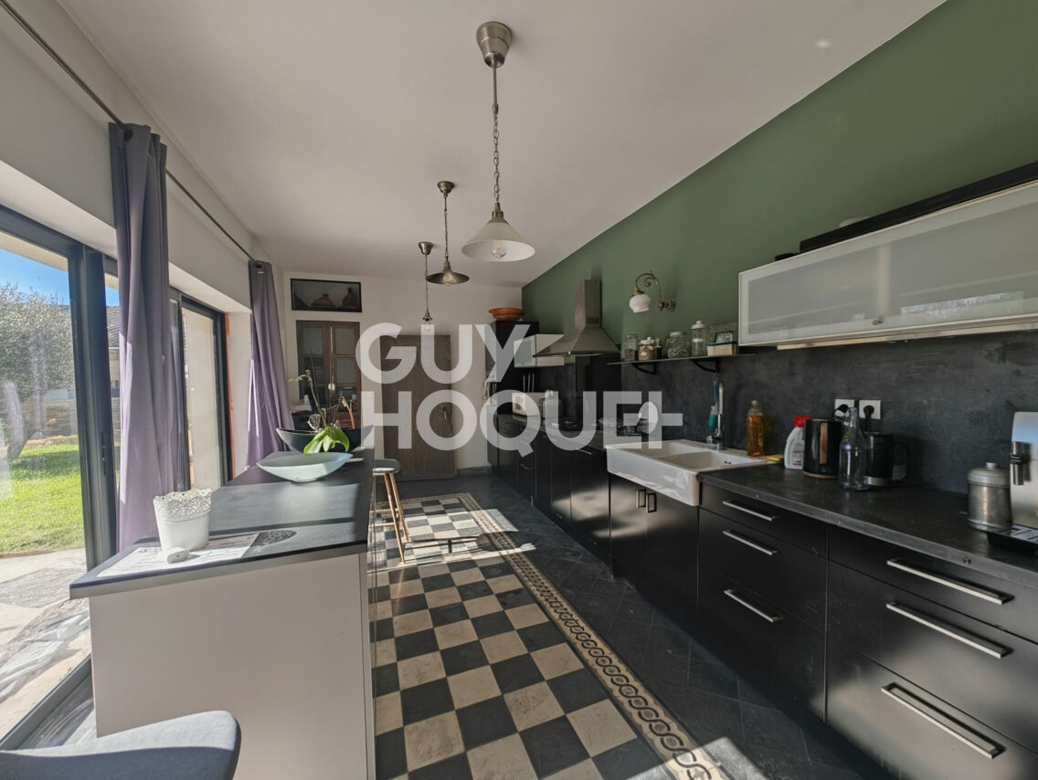 Maison de caractère des années 30 - MAZAN - 207 m² habitables