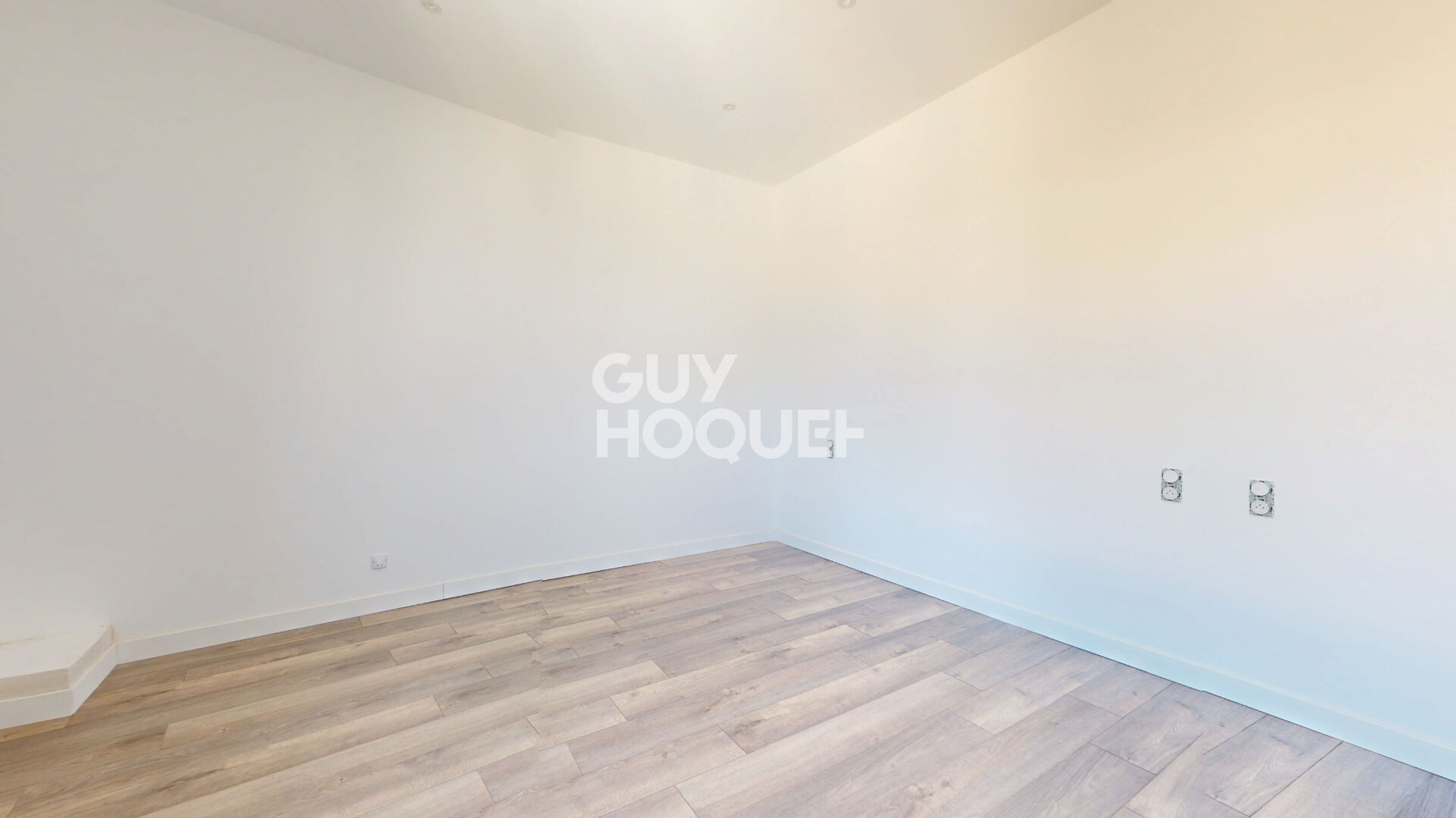 Maison Caromb 181 m2 - 3 extérieurs - Rare sur le marché