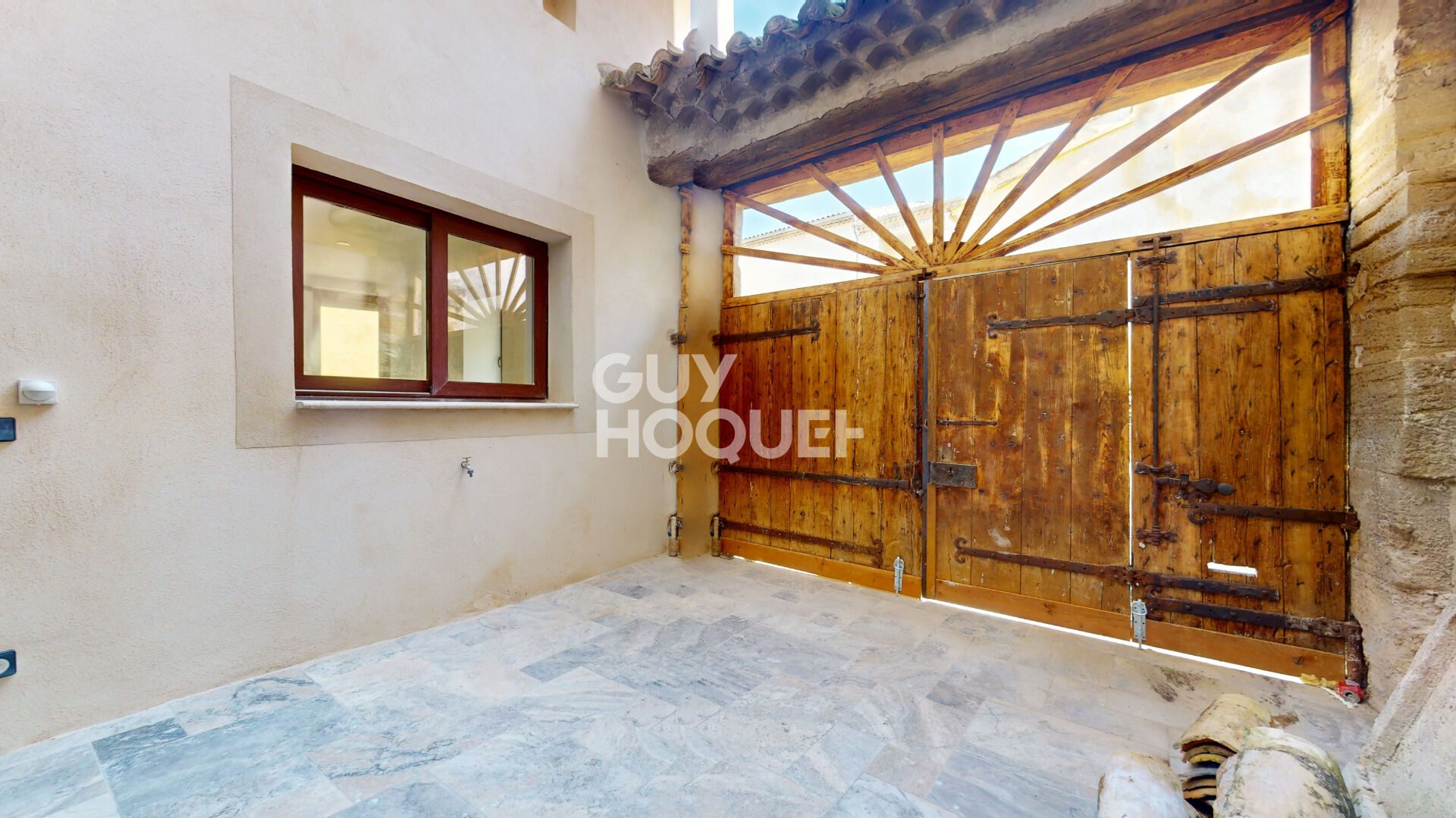 Maison Caromb 181 m2 - 3 extérieurs - Rare sur le marché