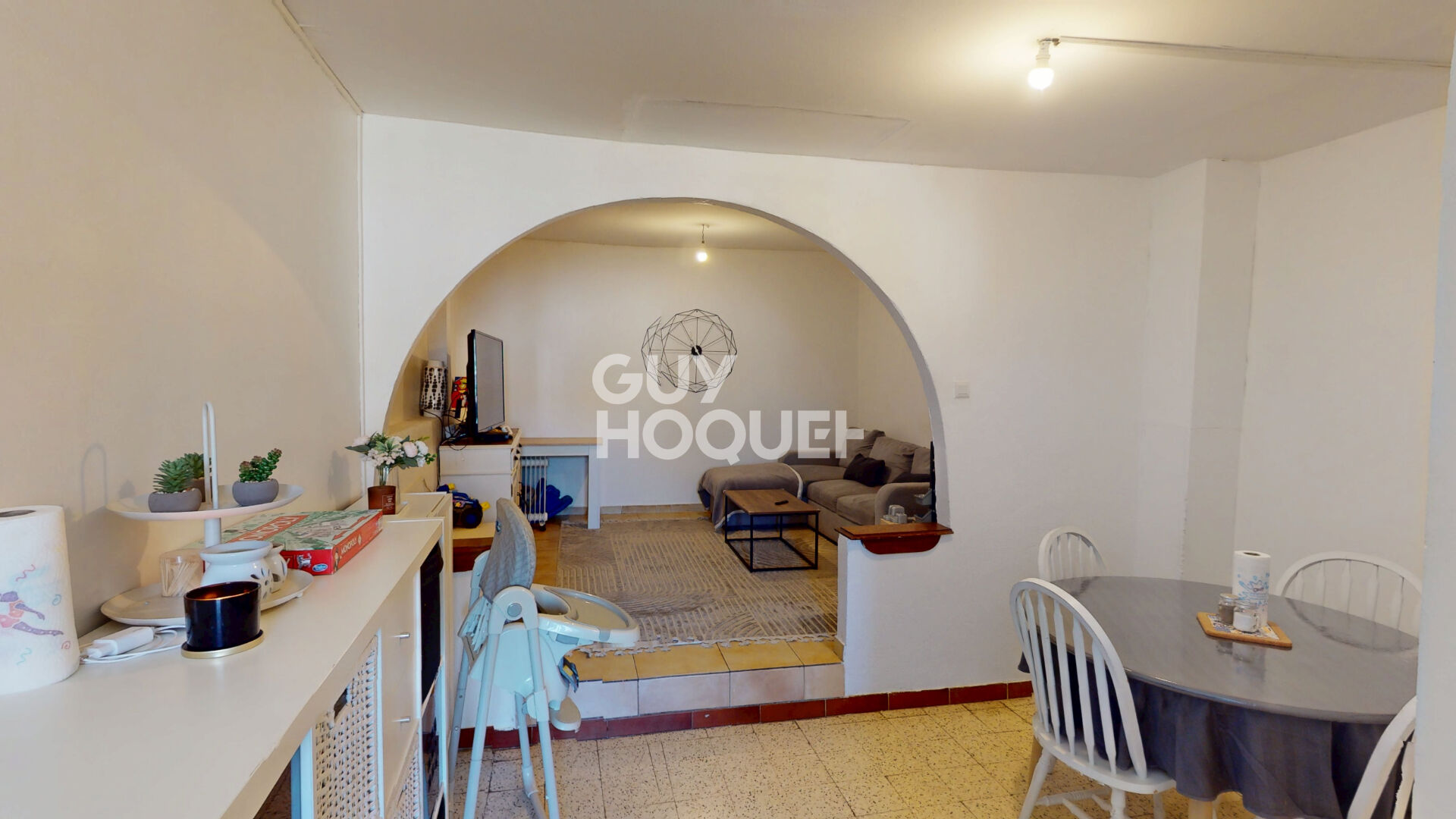 Maison de Ville - 87 m² habitables - Garage - Bon état général