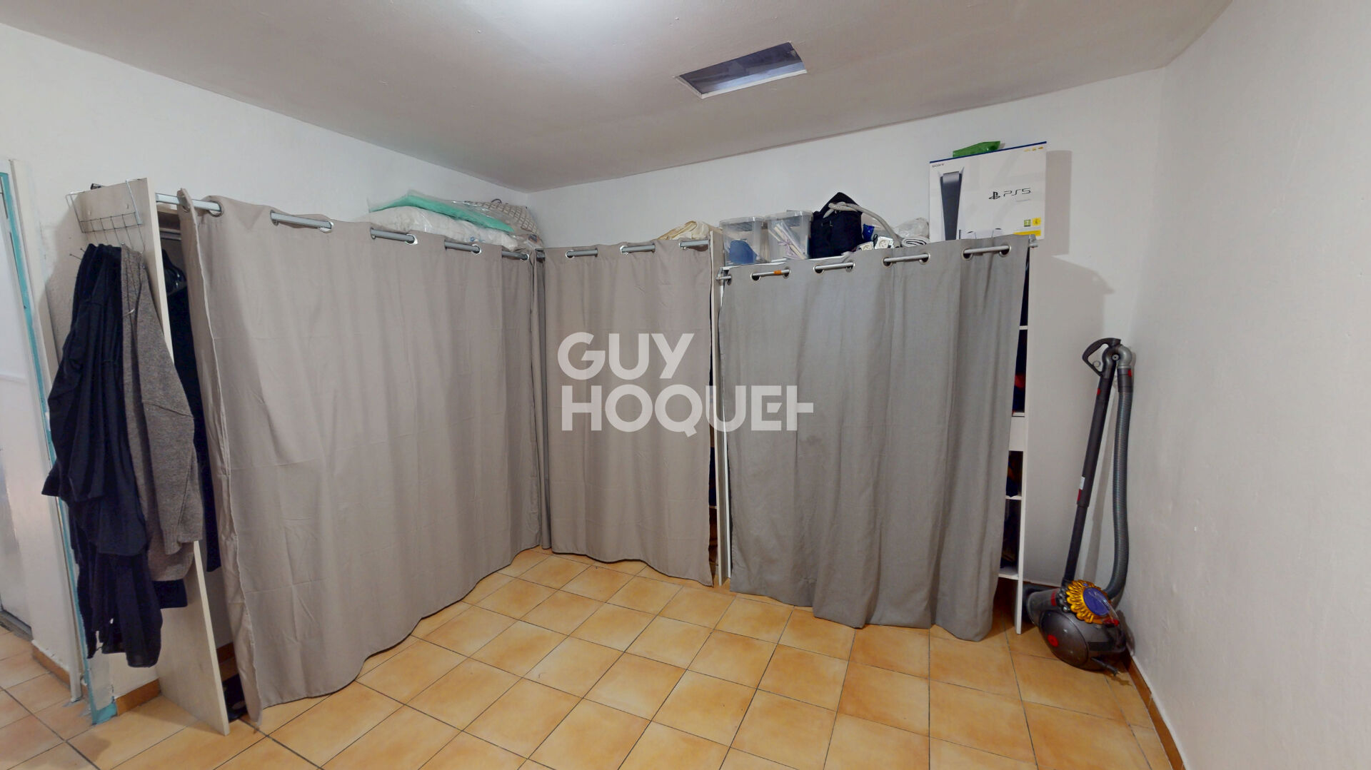 Maison de Ville - 87 m² habitables - Garage - Bon état général