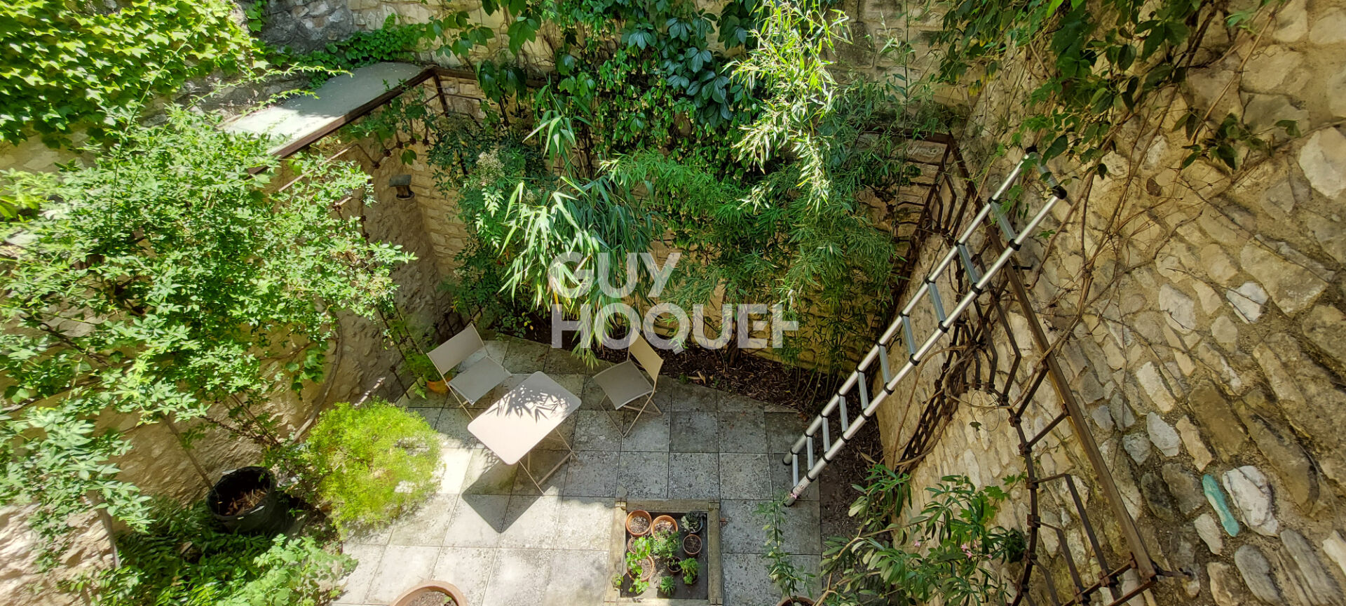 Maison de Prestige à vendre à Saint-Didier ! 243 m² - Patio - Terrasse - Garage