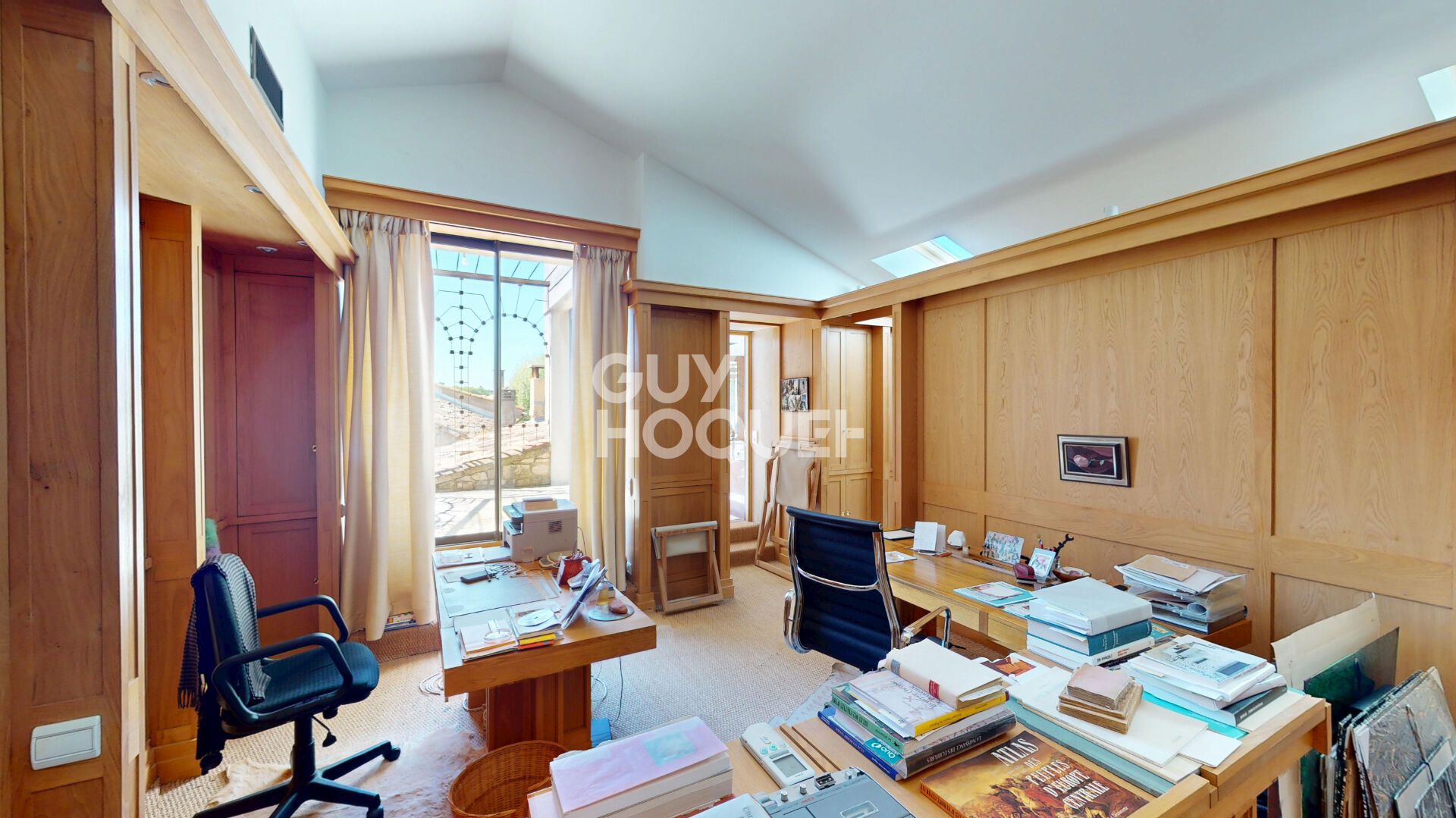 Maison de Prestige à vendre à Saint-Didier ! 243 m² - Patio - Terrasse - Garage