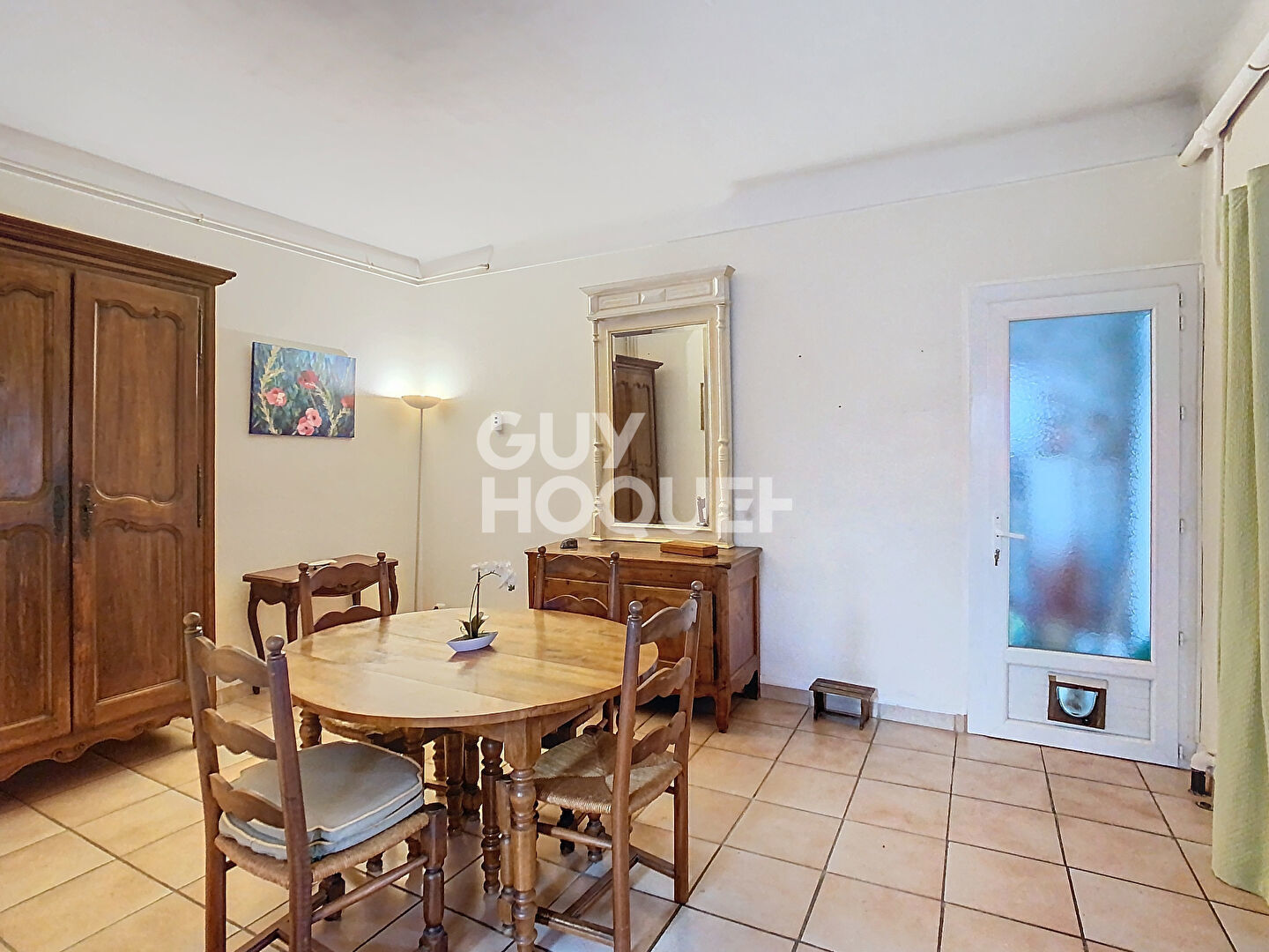 À vendre : Appartement 119 m² - 4 pièces à Carpentras - 2 Garages - Jardin