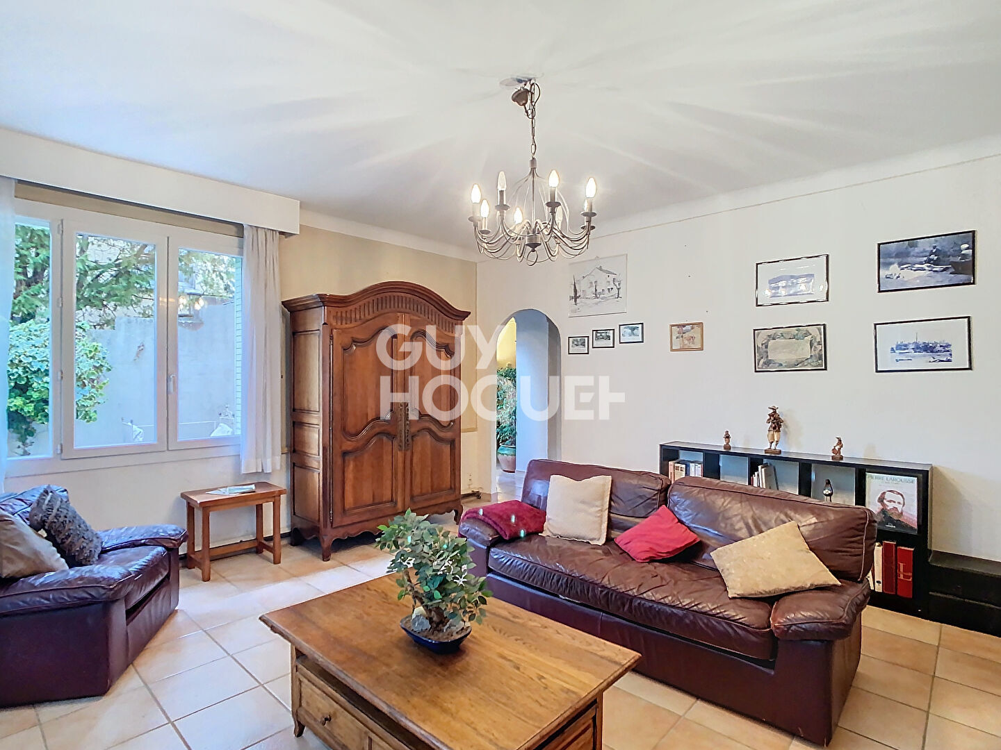 À vendre : Appartement 119 m² - 4 pièces à Carpentras - 2 Garages - Jardin