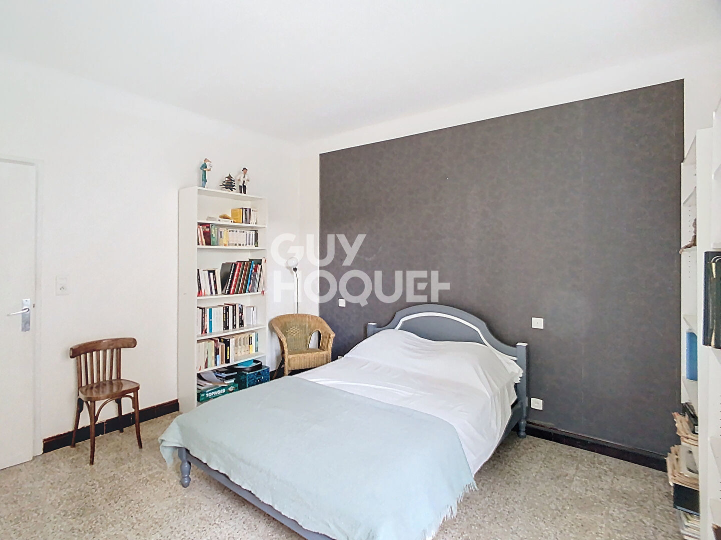 À vendre : Appartement 119 m² - 4 pièces à Carpentras - 2 Garages - Jardin