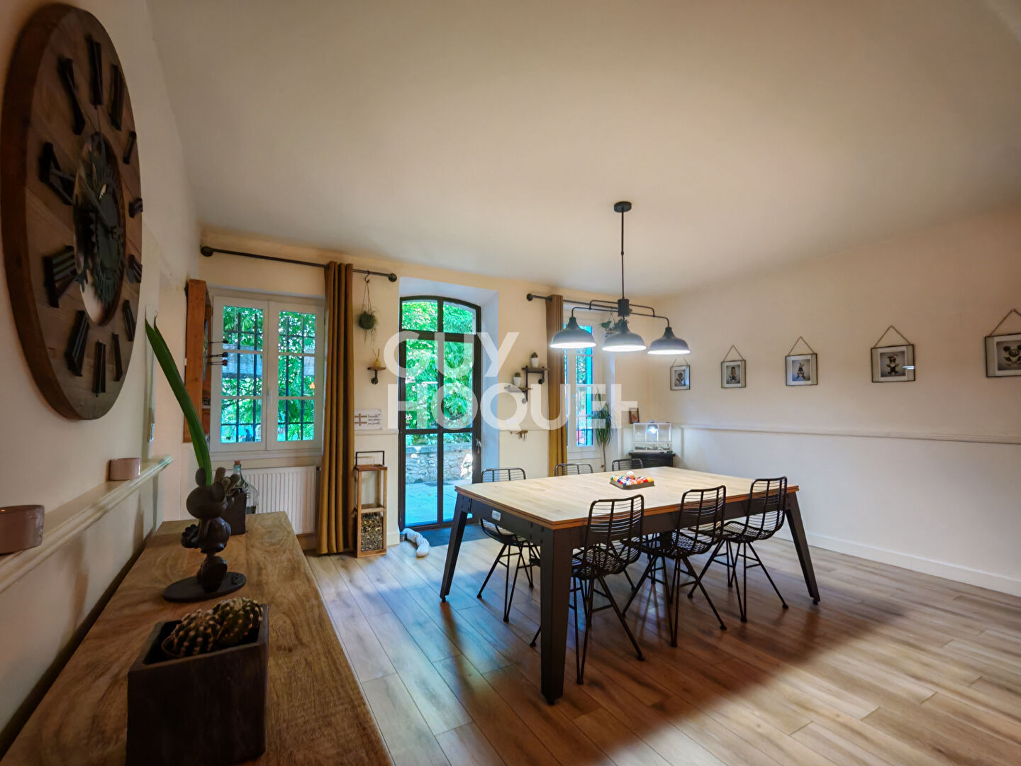 Mas 160m² habitables - Bassin de nage - Proximité commodités