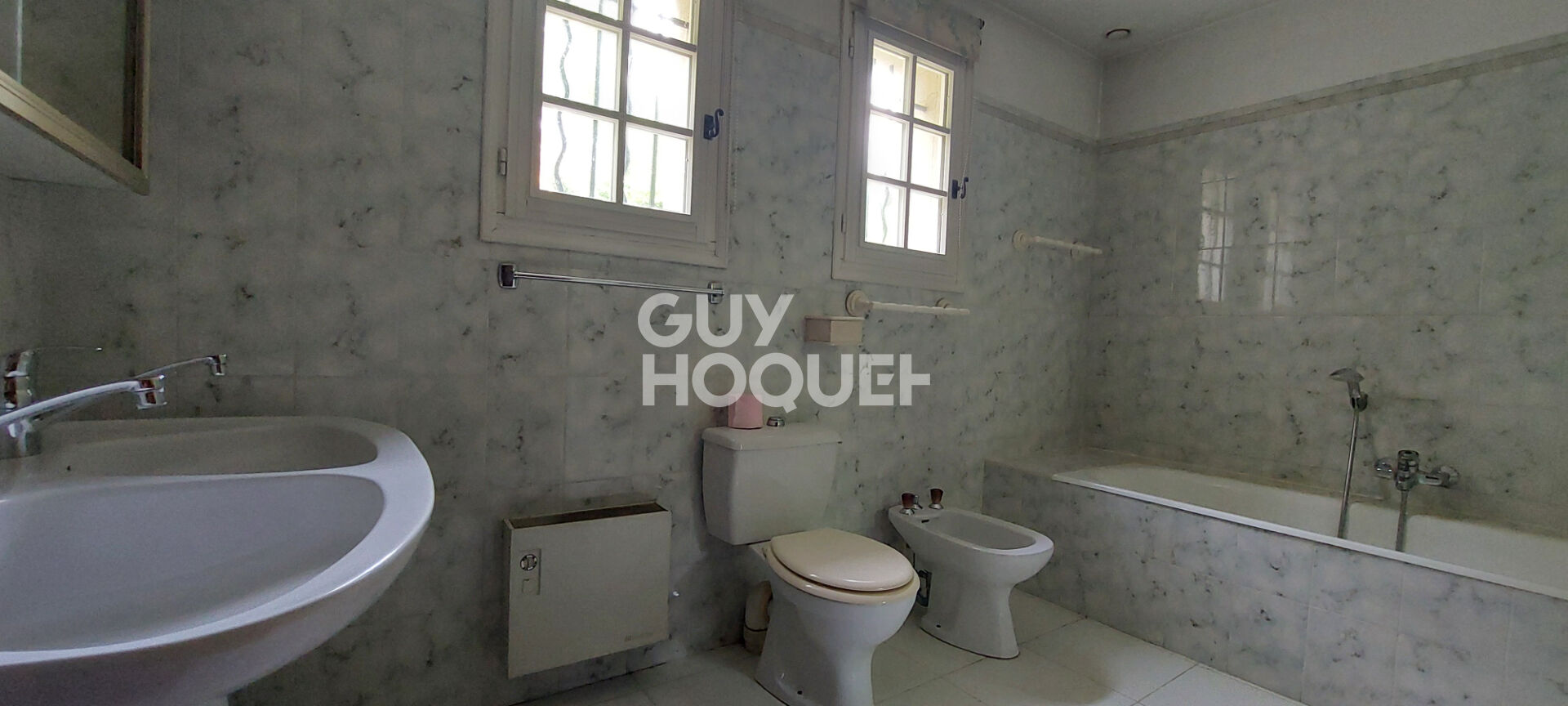 Carpentras (quartier recherché) - Maison 5 pièces de 130 m² - Jardin - Garage