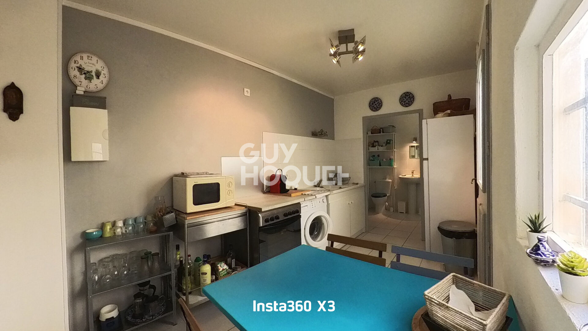 Maison de Village type 7 de 158 m² avec piscine, cour intérieure et terrasse