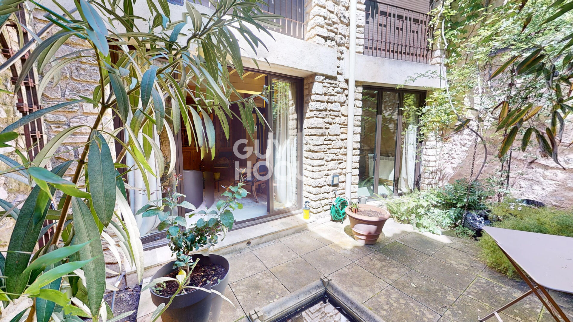 Saint Didier - Maison de village 72 m² - Patio - Garage - Ascenseur