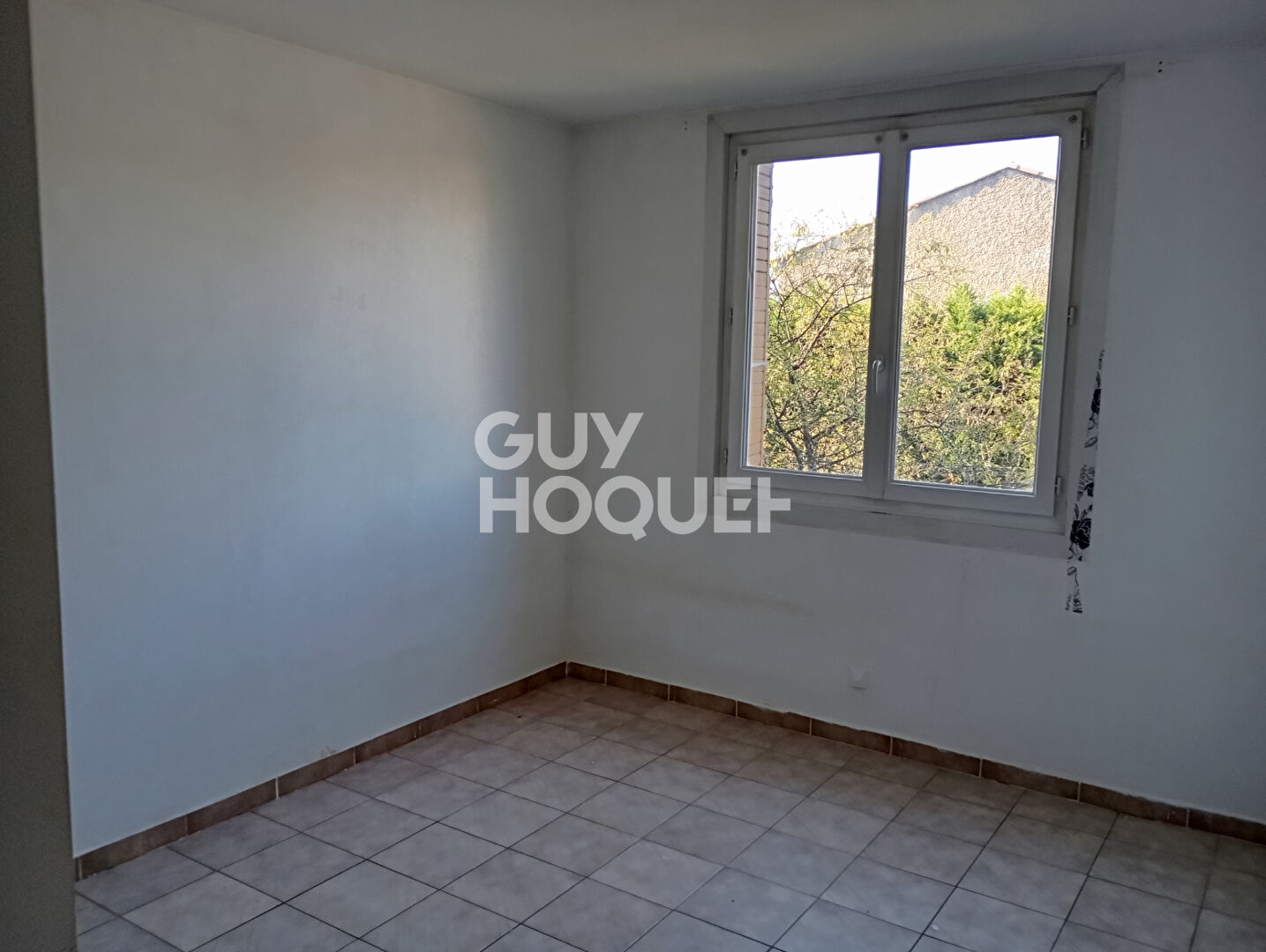 Appartement T3 - 52 m2 - Balcon - cave - pkg libre