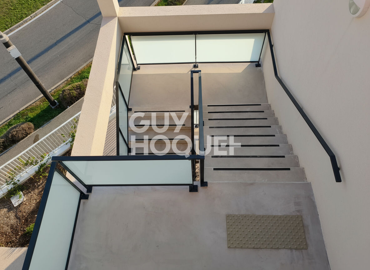 Appartement Prêt à Vivre - Type 3 (79 m²) - Terrasse/Balcon - Stationnements