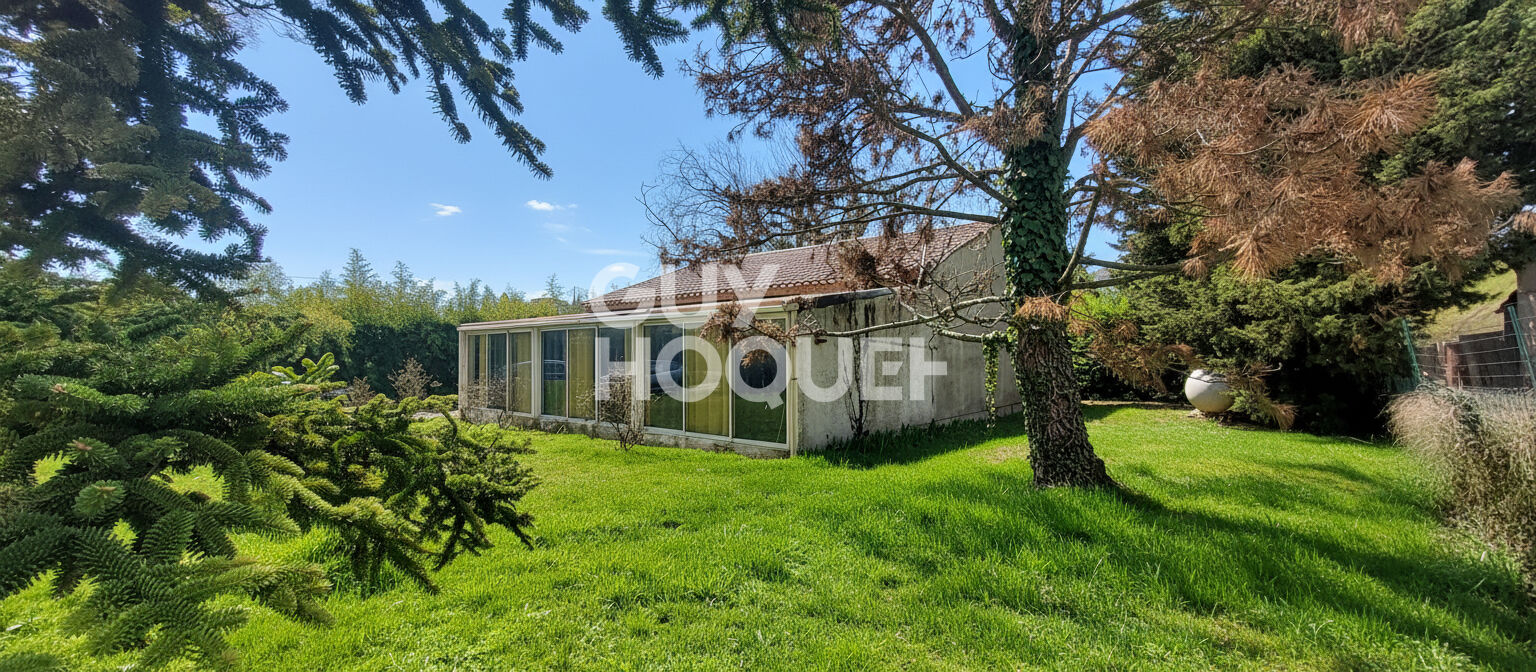 Mormoiron, Maison Plain Pied de 126 m² - 3 chambres - Terrain clos paysagé et constructible