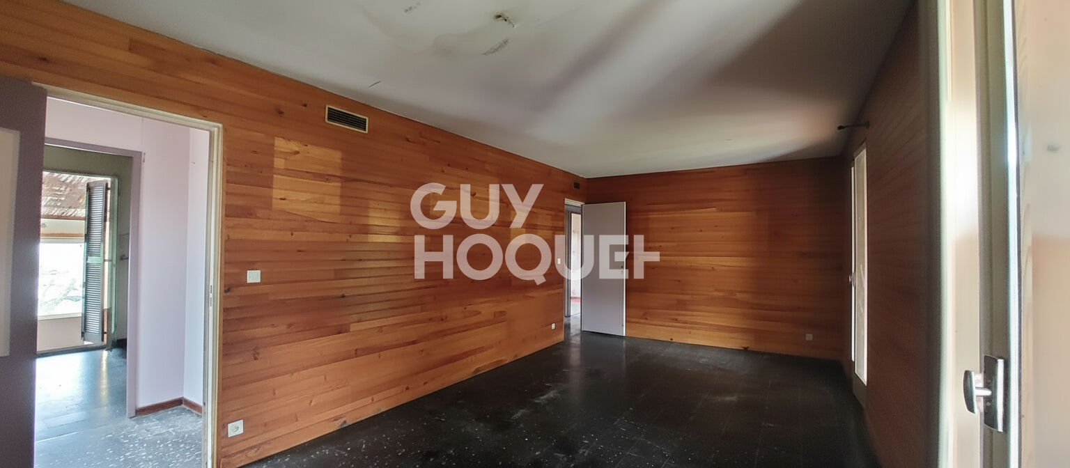 Mormoiron, Maison Plain Pied de 126 m² - 3 chambres - Terrain clos paysagé et constructible