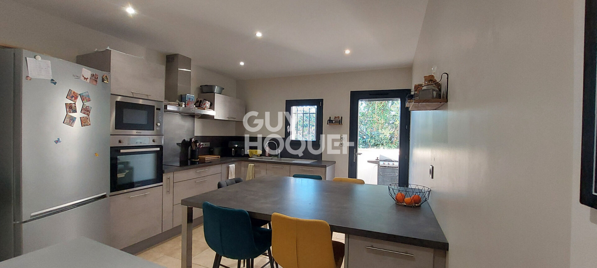 Petit Palais (Isle sur la Sorgue) - Maison de village type 5 de 129 m² - 3 chambres - Cour - 2 terrasses