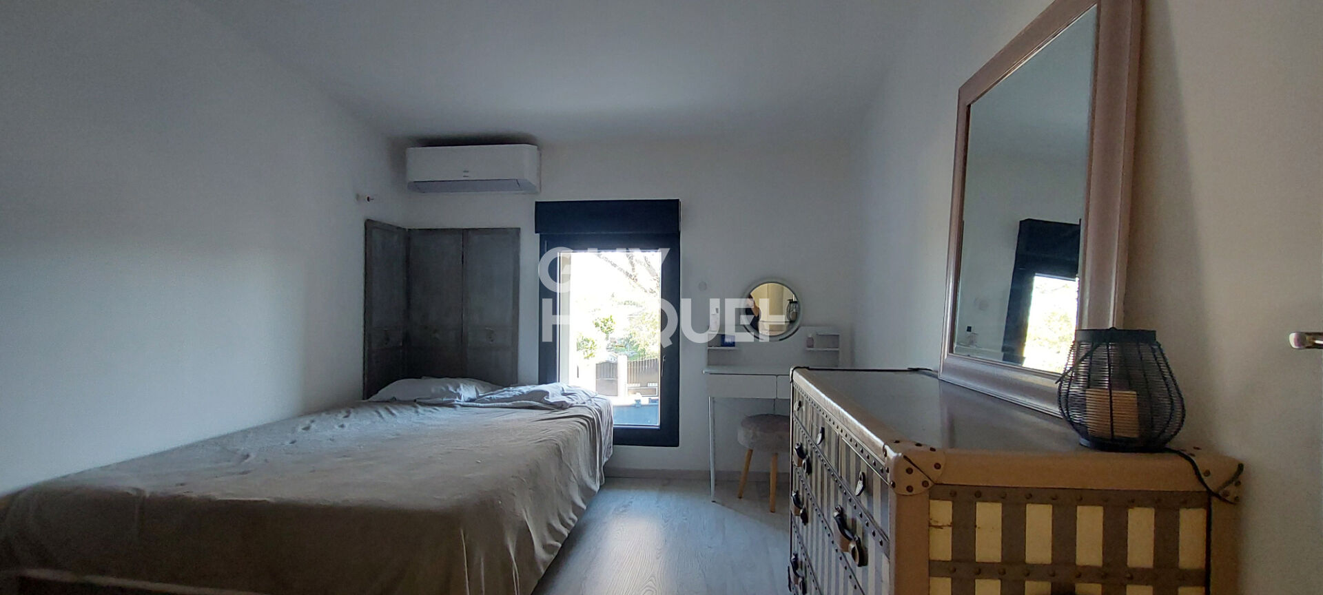 Petit Palais (Isle sur la Sorgue) - Maison de village type 5 de 129 m² - 3 chambres - Cour - 2 terrasses