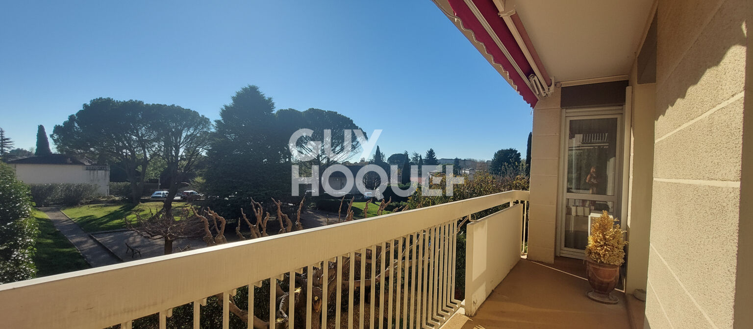 Carpentras - Appartement de 85 m² de type 3 - 2 chambres - Balcon + Place de stationnement + Cave