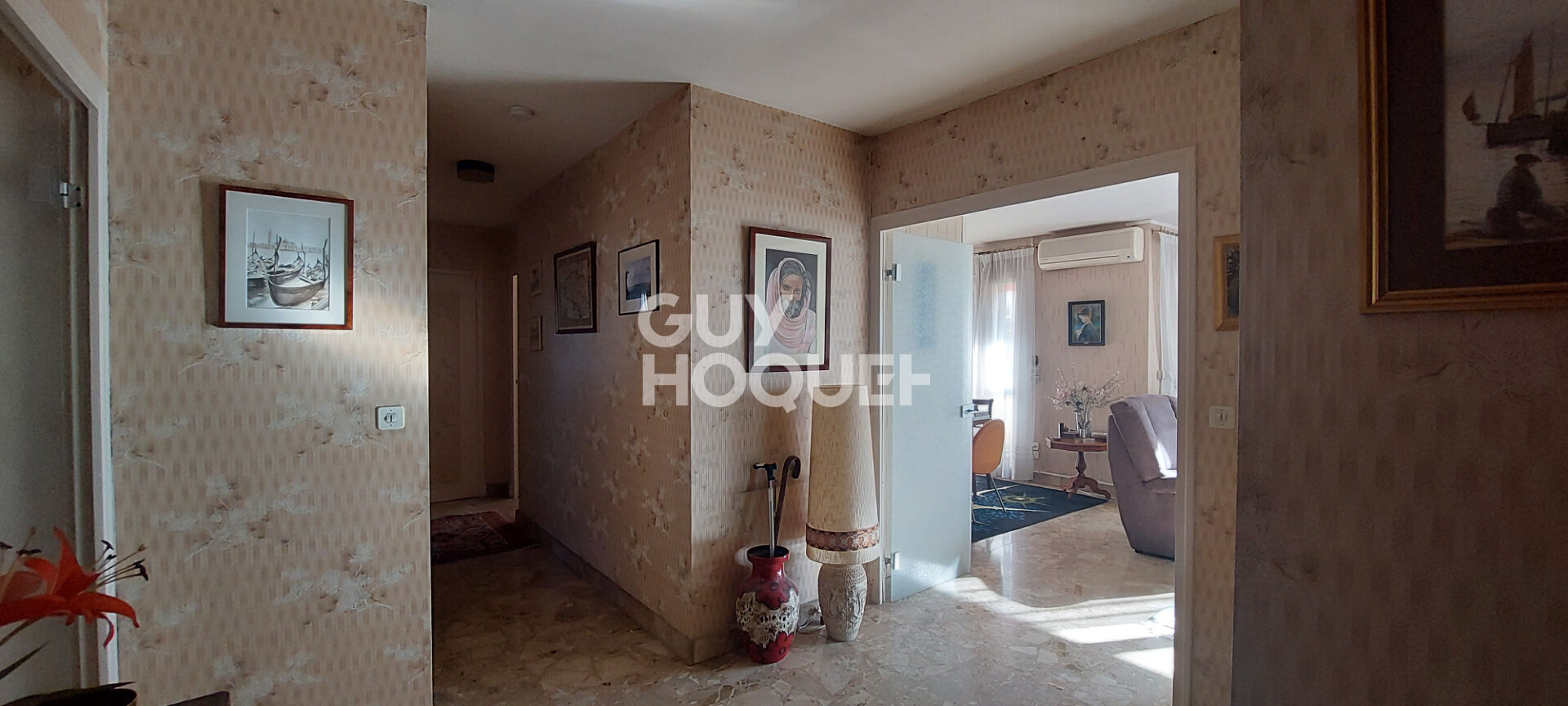 Carpentras - Appartement de 85 m² de type 3 - 2 chambres - Balcon + Place de stationnement + Cave