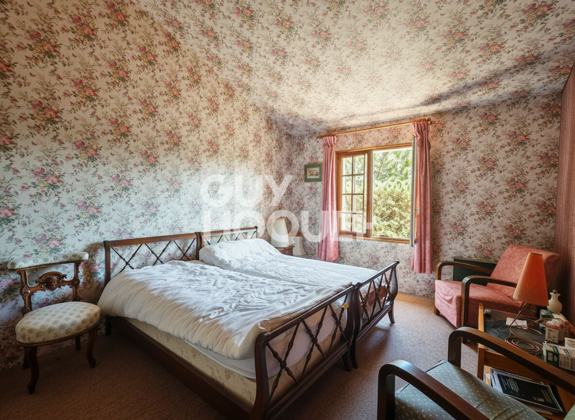 Maison BEAUMES-DE-VENISE - 200 m² habitables - R+1 - Piscine, Garage, Terrasse, Atelier