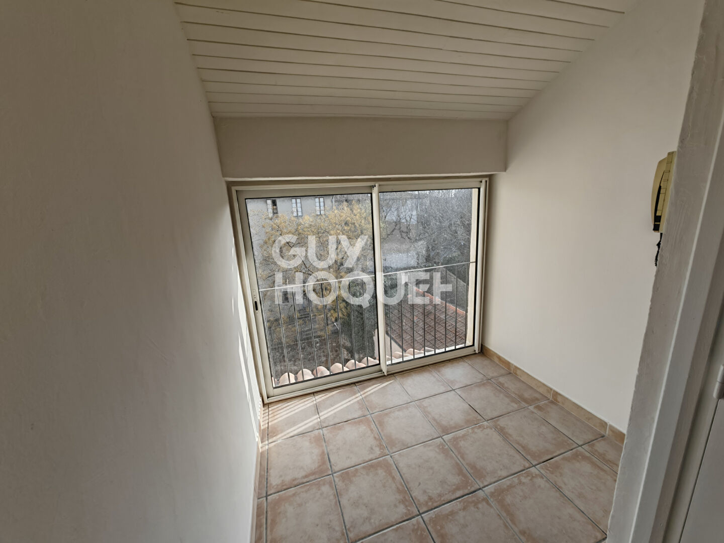 Appartement 3 pièces à vendre au centre-ville de Carpentras - Réf. 1786