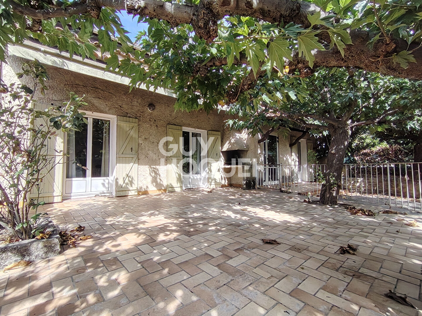 Maison 7 pièces 211 m² · à Carpentras · 211 m² · 345 000 €