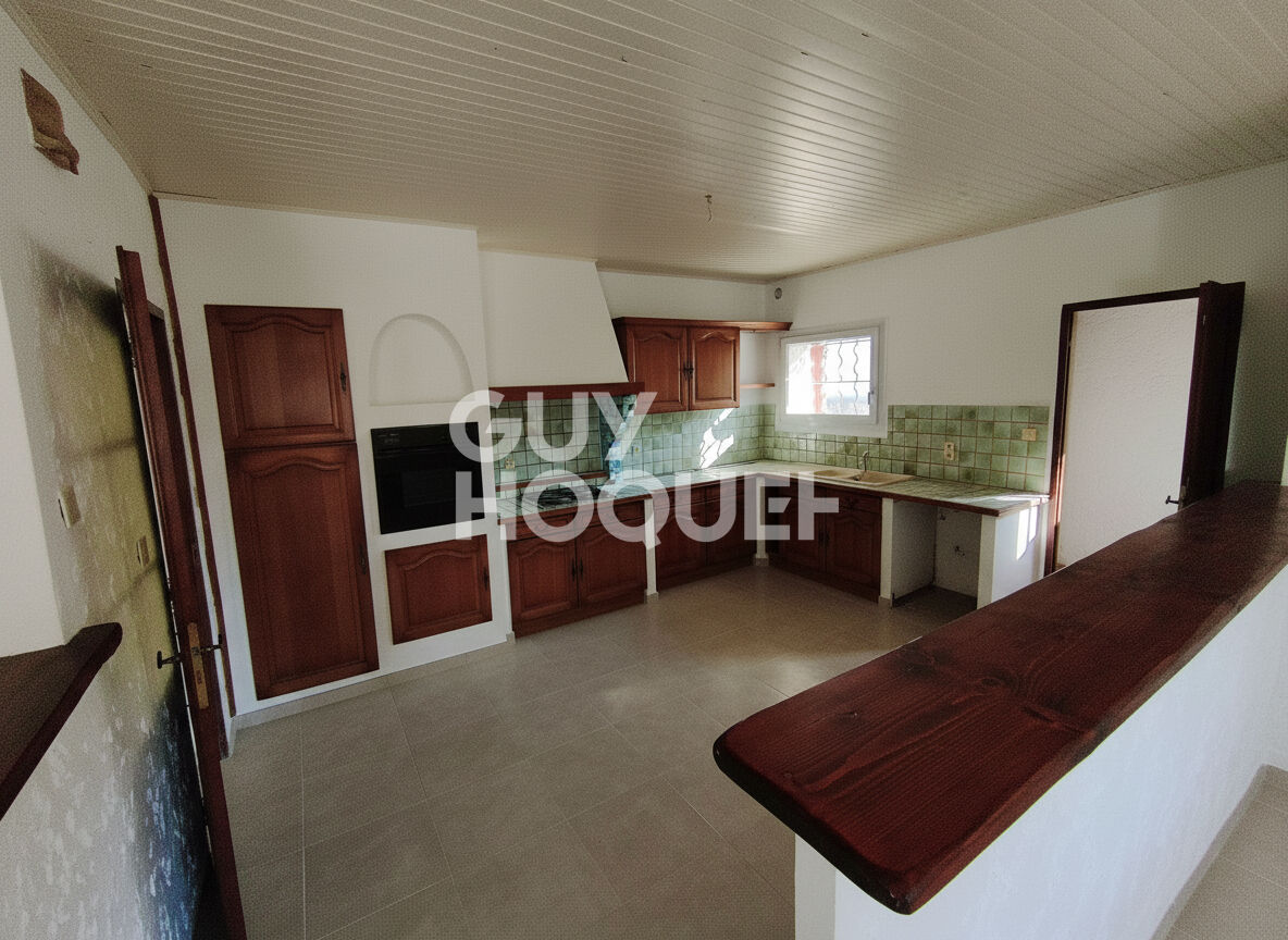 Maison 5 pièces - 127 m² - PP - ENTRAIGUES sur la SORGUE - Terrain 629 m² - Piscine