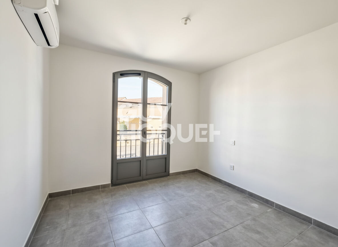 Charmant T2 avec terrasse dans une résidence provençale de standing