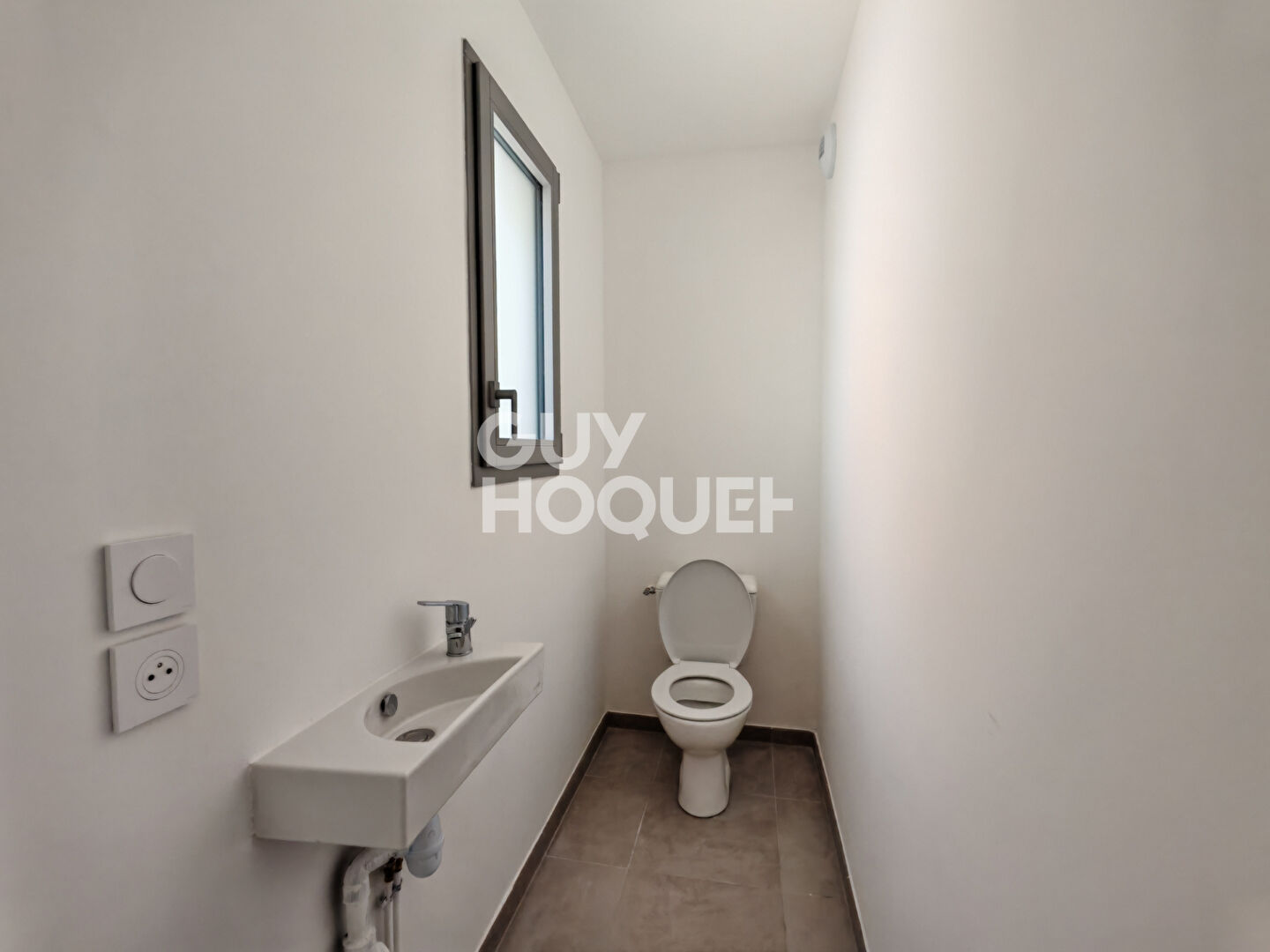 Superbe T3 duplex avec terrasse dans une résidence provençale intimiste