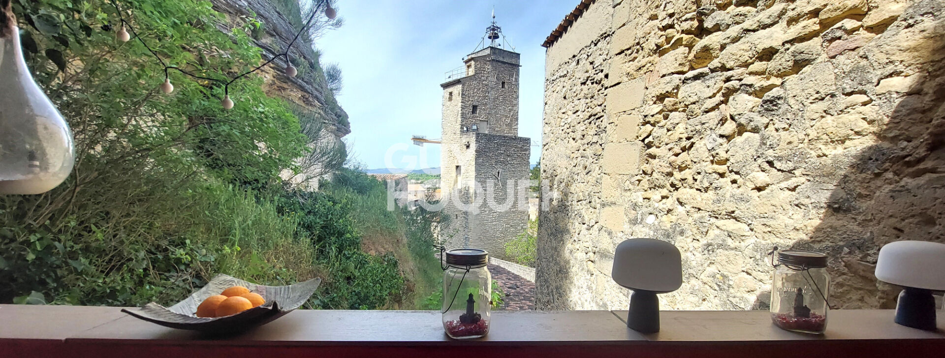 Malaucène - Maison de village avec vue - 7 pièces de 179 m² - Jardin, Terrasse , Garage et Cave
