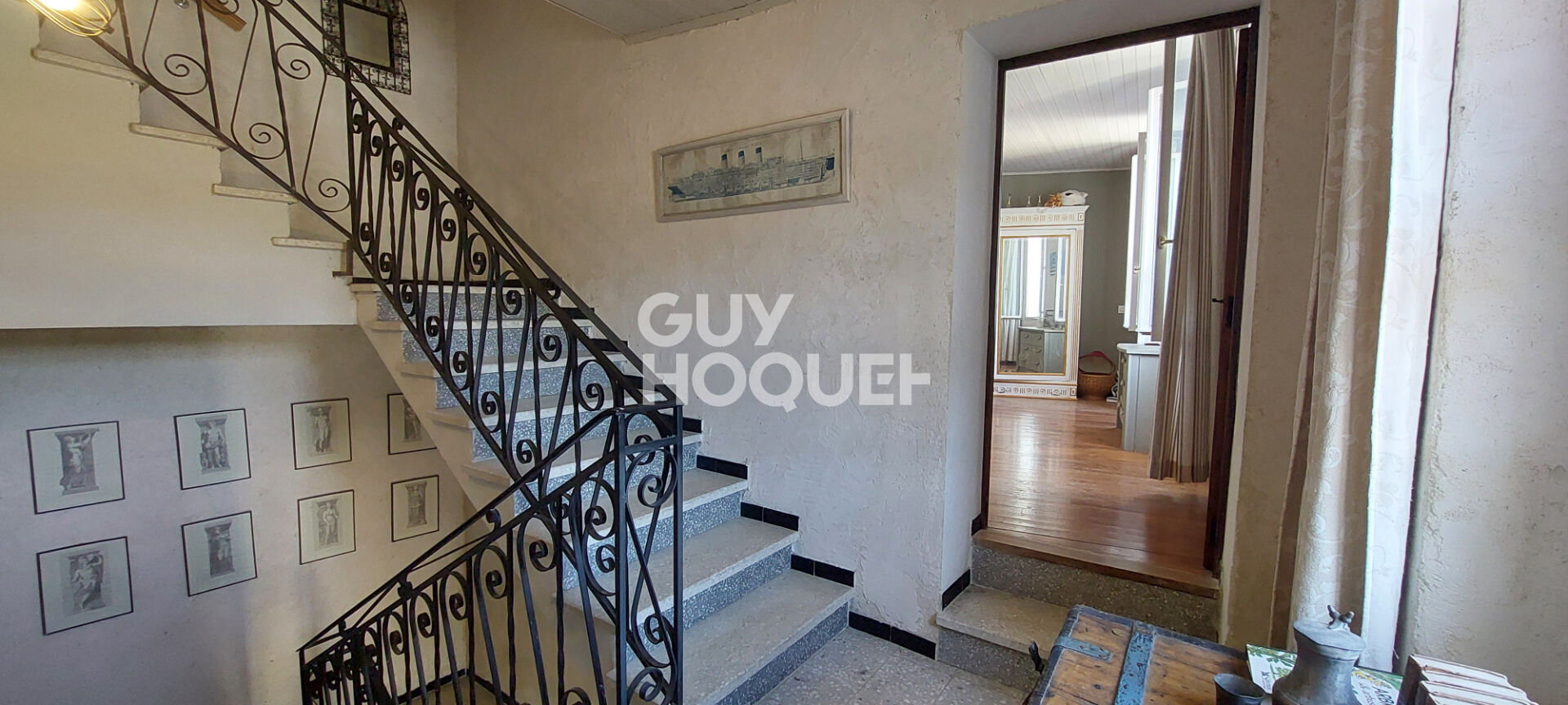 Malaucène - Maison de village avec vue - 7 pièces de 179 m² - Jardin, Terrasse , Garage et Cave