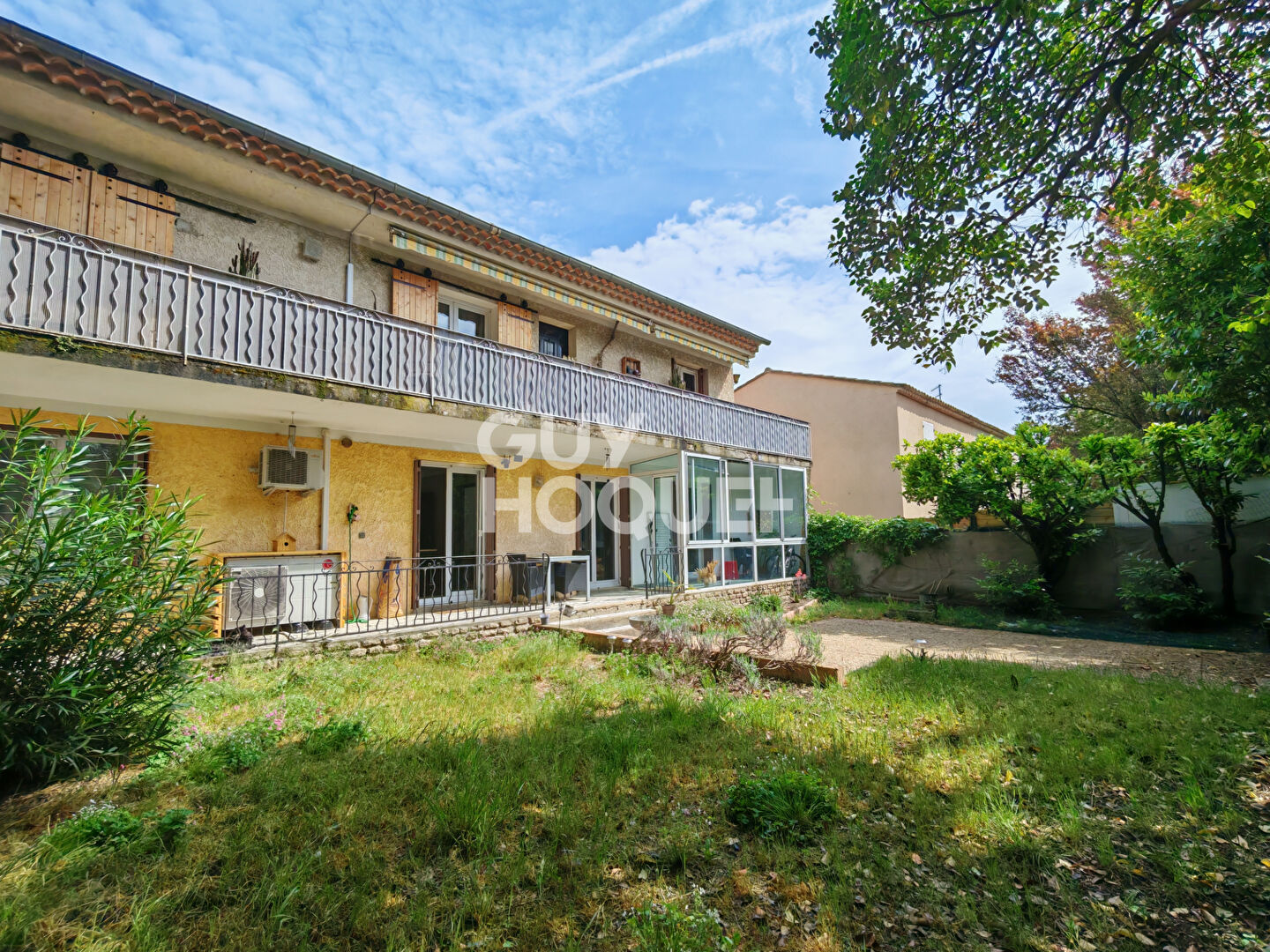 Appartement de charme avec jardin et garage - 125 m² - Proche centre de Carpentras