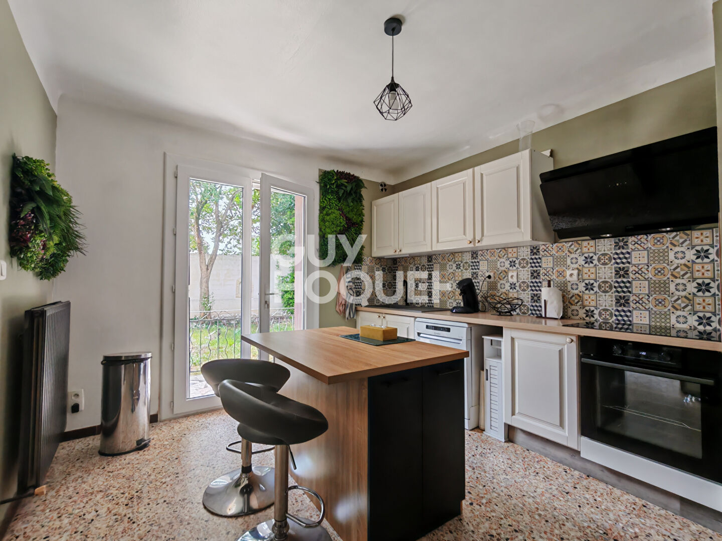 Appartement de charme avec jardin et garage - 125 m² - Proche centre de Carpentras