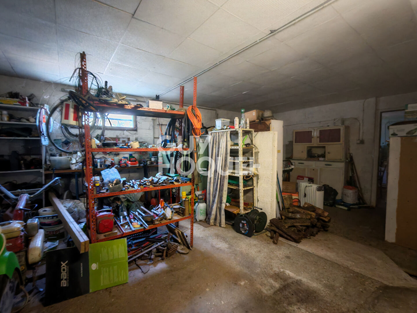 COUP DE COEUR - Maison de caractère 80m² + Garages 80m² - Terrain arboré piscinable 2300m²