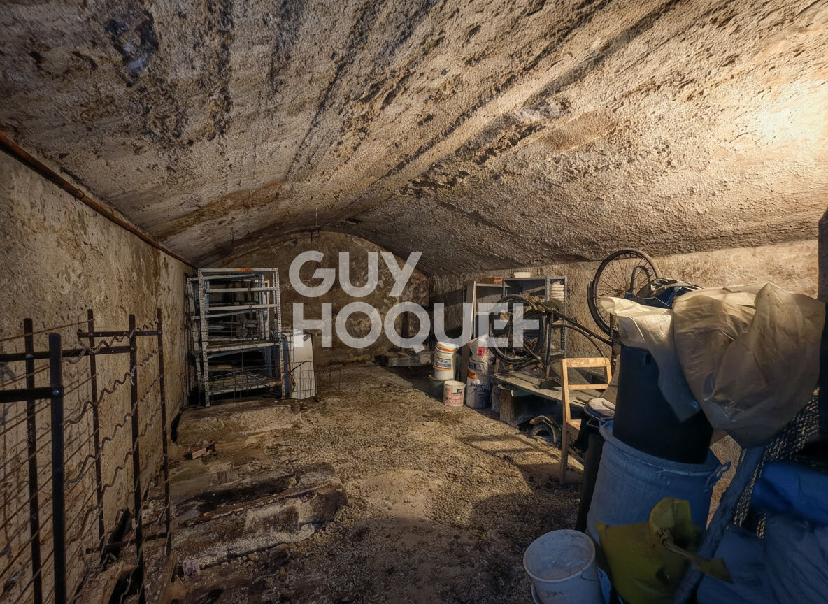 Immeuble de caractère du XVIIe siècle - Fort potentiel de valorisation - Centre historique de Carpentras