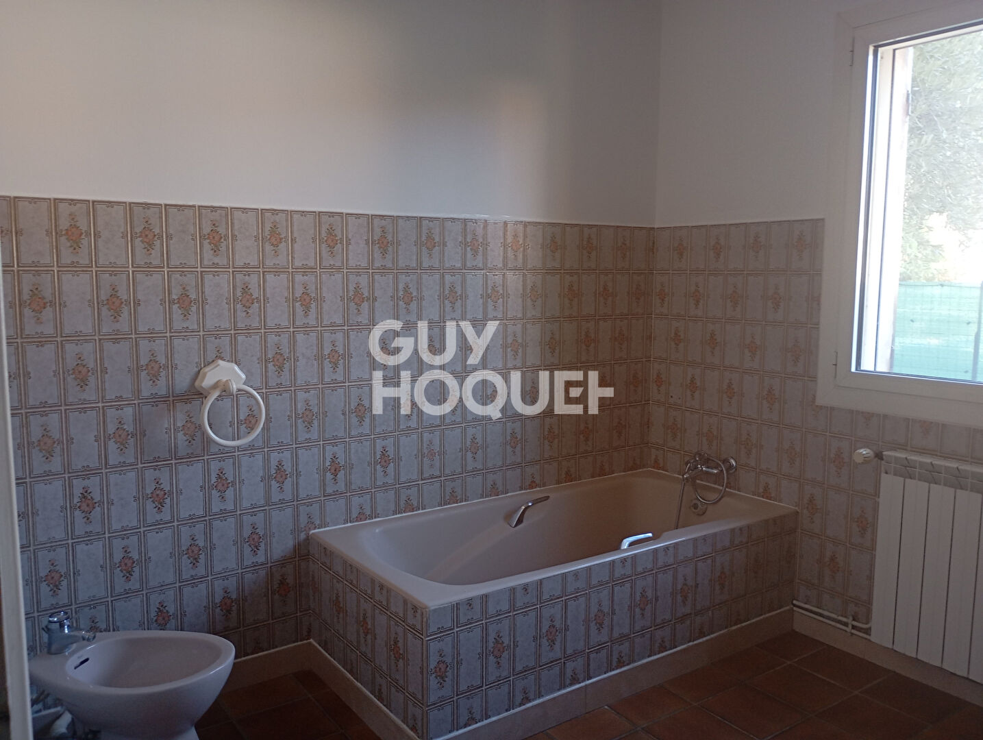 CARPENTRAS  - Maison de 140 m² au calme - terrain de 1200 m²
