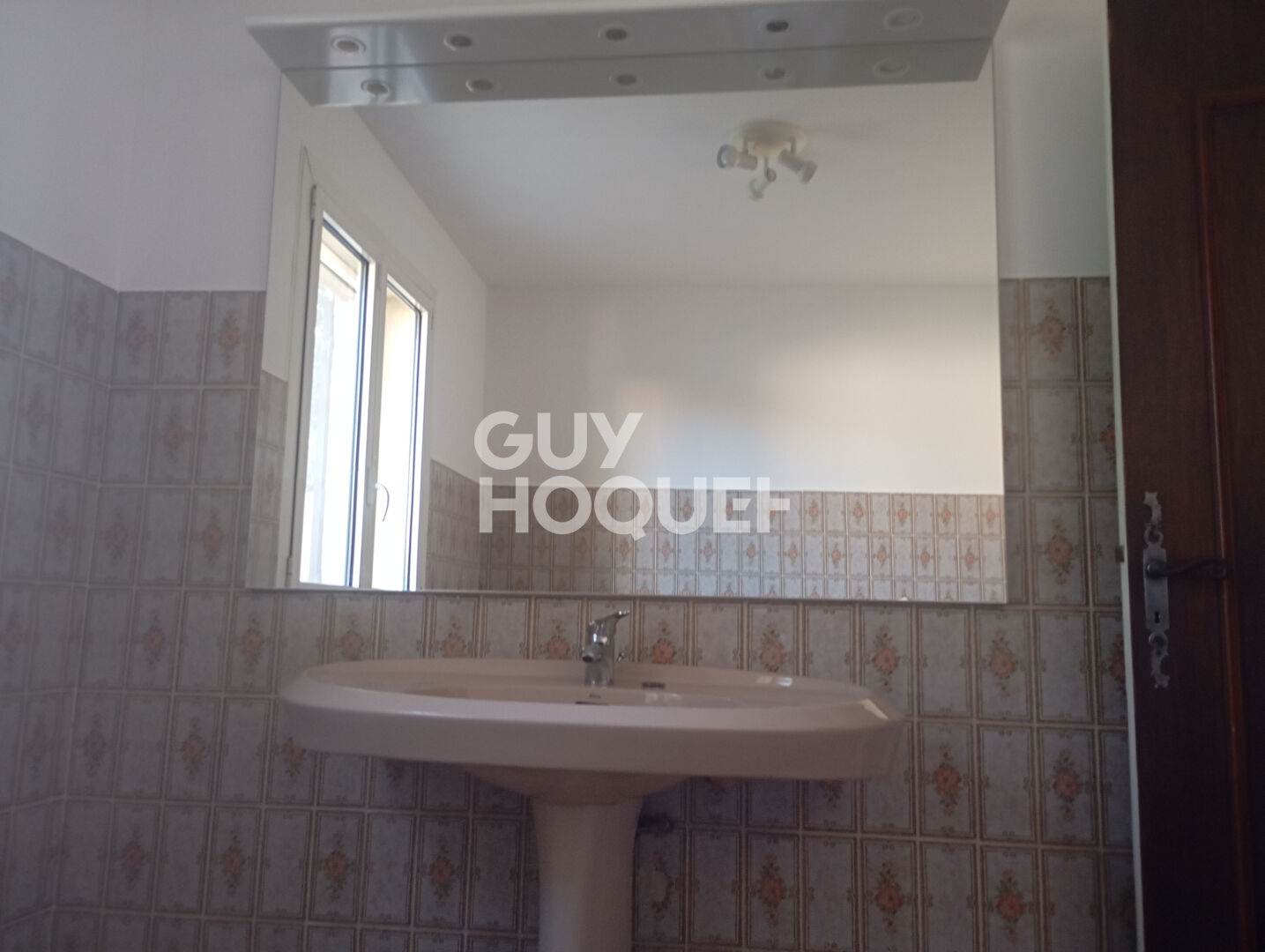 CARPENTRAS  - Maison de 140 m² au calme - terrain de 1200 m²