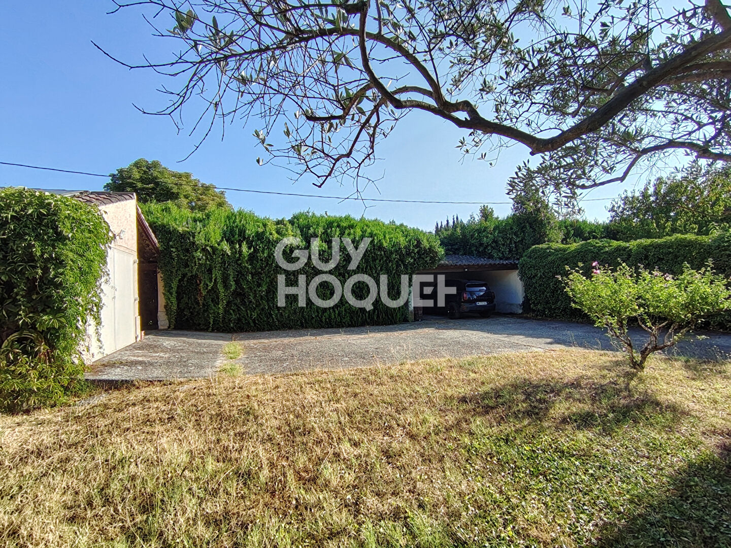 Maison Carpentras 7 pièce(s) de 180 m² - 5 chambres - Jardin - Piscine - Garage / Carport - Forage