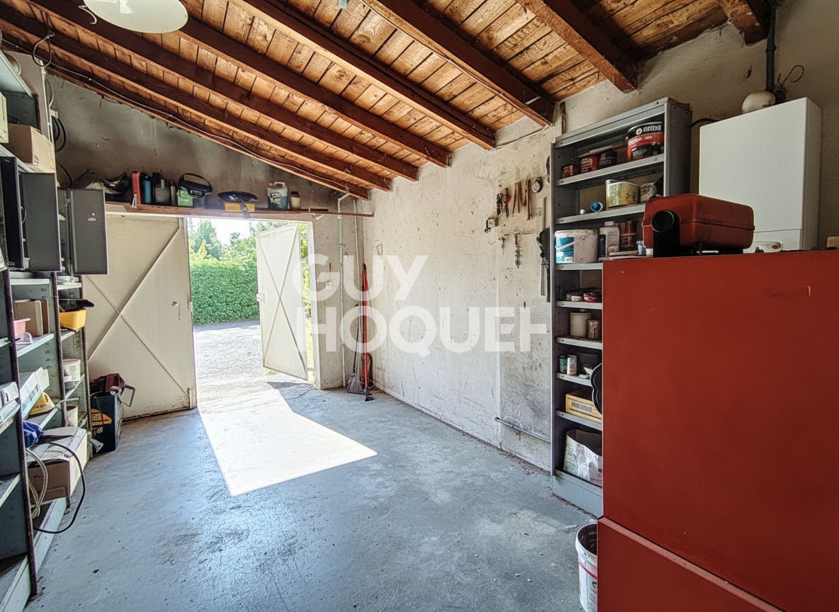 Maison Carpentras 7 pièce(s) de 180 m² - 5 chambres - Jardin - Piscine - Garage / Carport - Forage