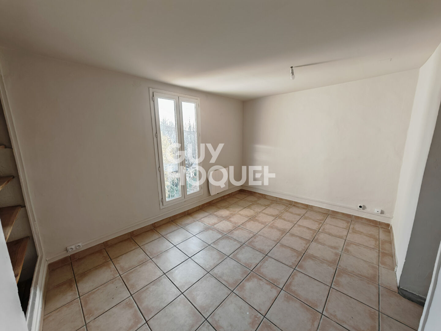 Appartement T3 rénové avec bureau ? Carpentras- Réf. 1837