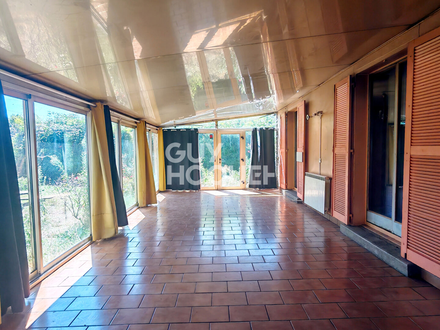 Mormoiron, Maison Plain Pied de 126 m² - 3 chambres - 735 m² de terrain