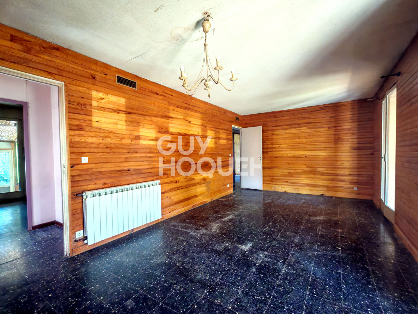 Mormoiron, Maison Plain Pied de 126 m² - 3 chambres - 735 m² de terrain