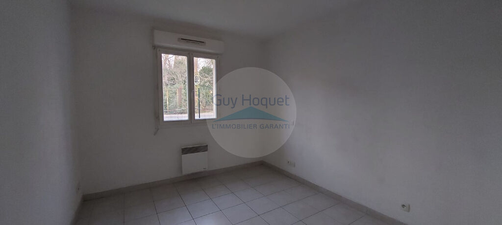 Appartement T2 + terrasse + 2 stationnements