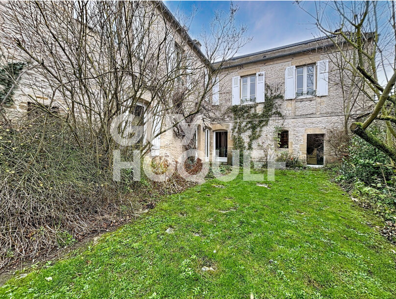 Maison 9 pièces 238 m2