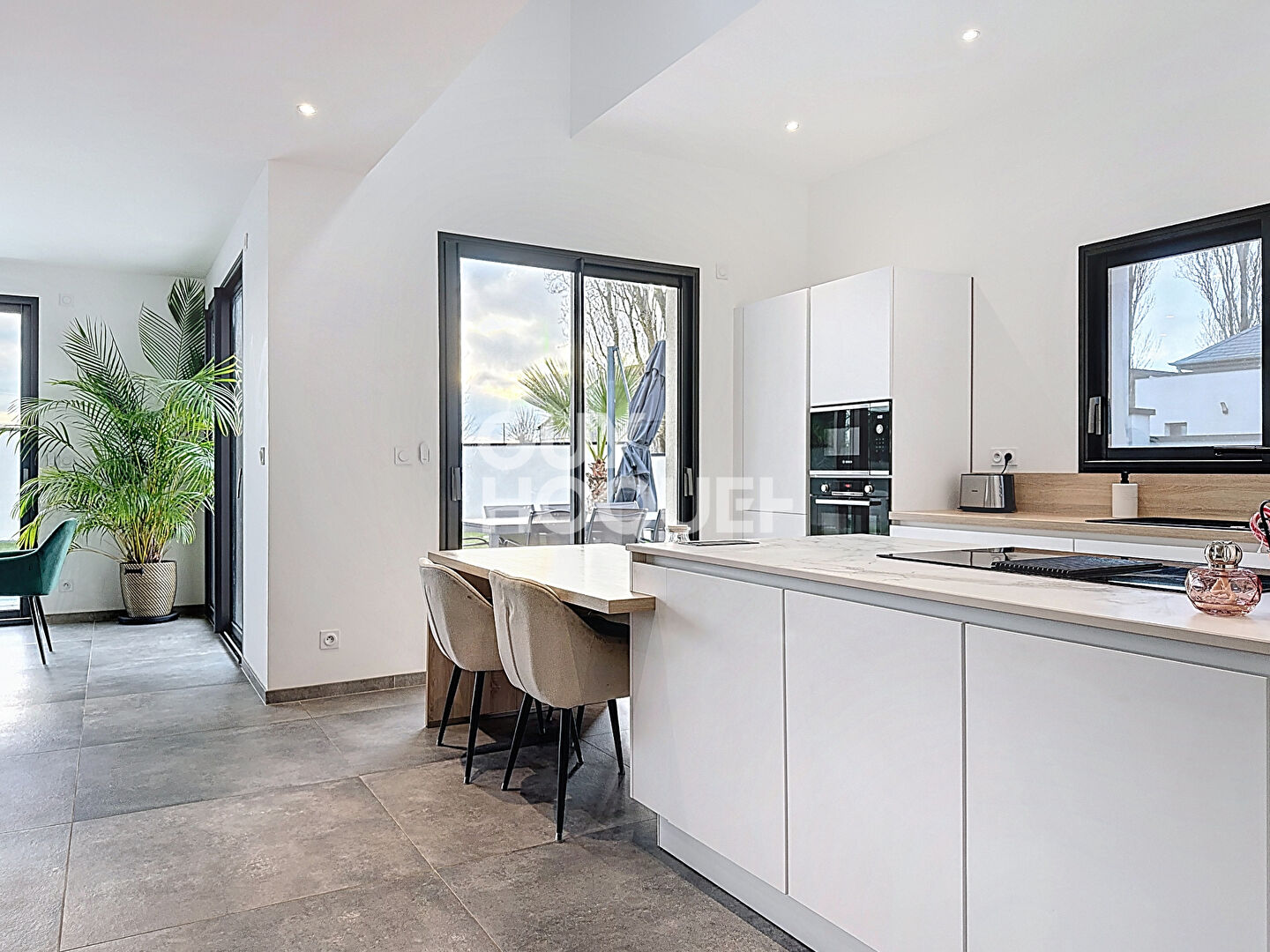 Maison 6 pièce(s) 141 m2