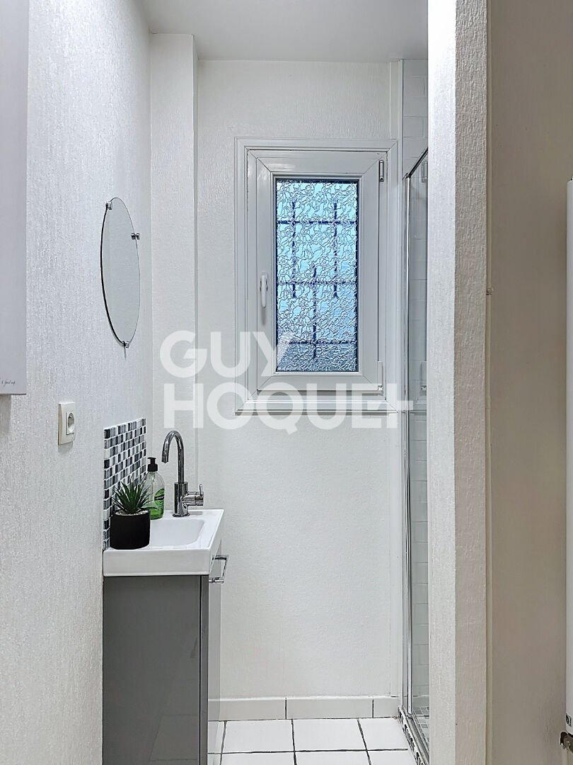 Maison  7 pièce(s) 144m2