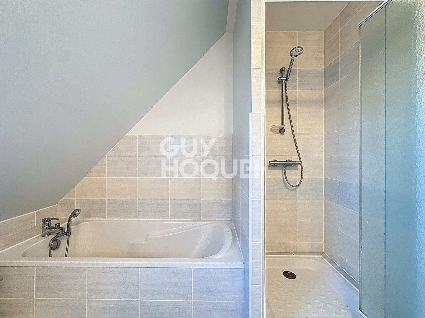 MAISON ASTONE 160m²  4 chambres